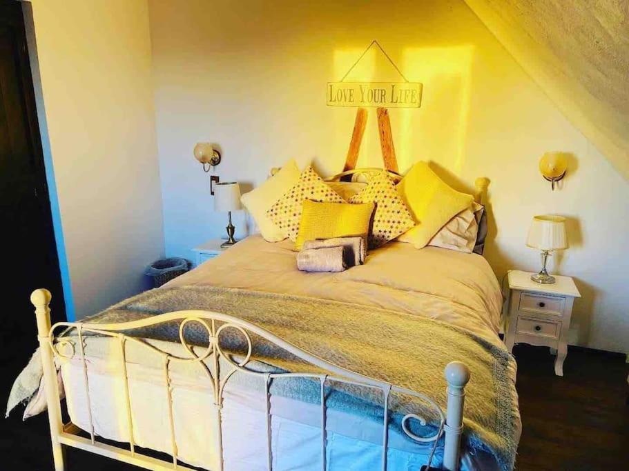 Stunning Barn Conversion Ideal For Large Families Bildeston 外观 照片
