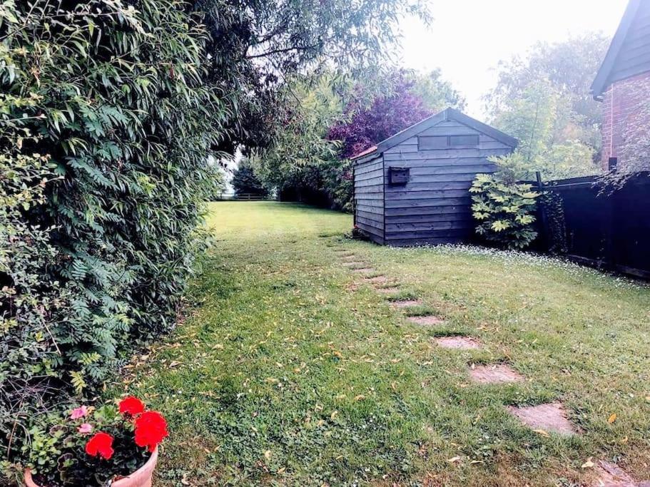 Stunning Barn Conversion Ideal For Large Families Bildeston 外观 照片